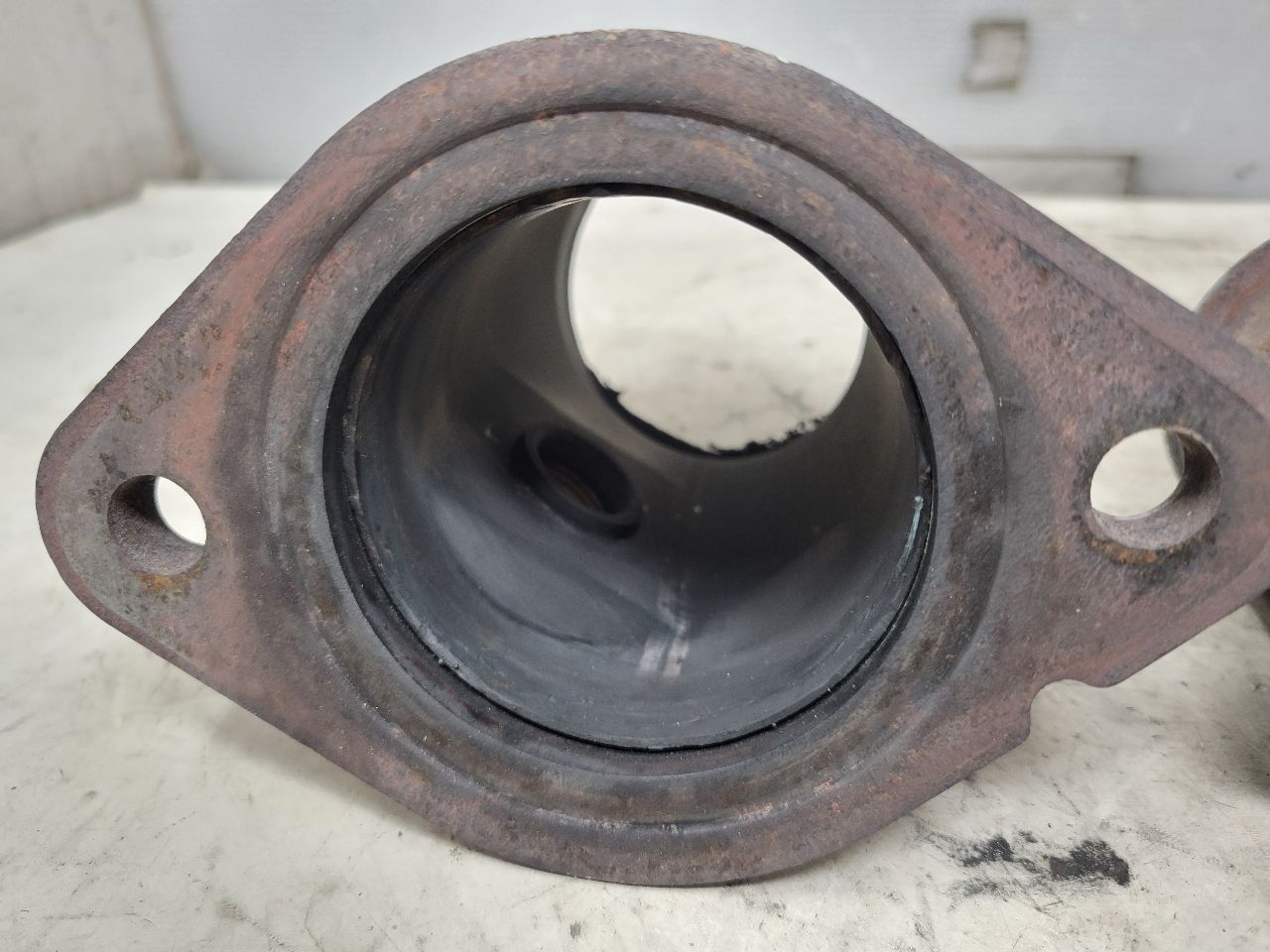 2019 CAMARO EXHAUST TO Y PIPE (CAT) FLANGES PAIR 32947 - image 9