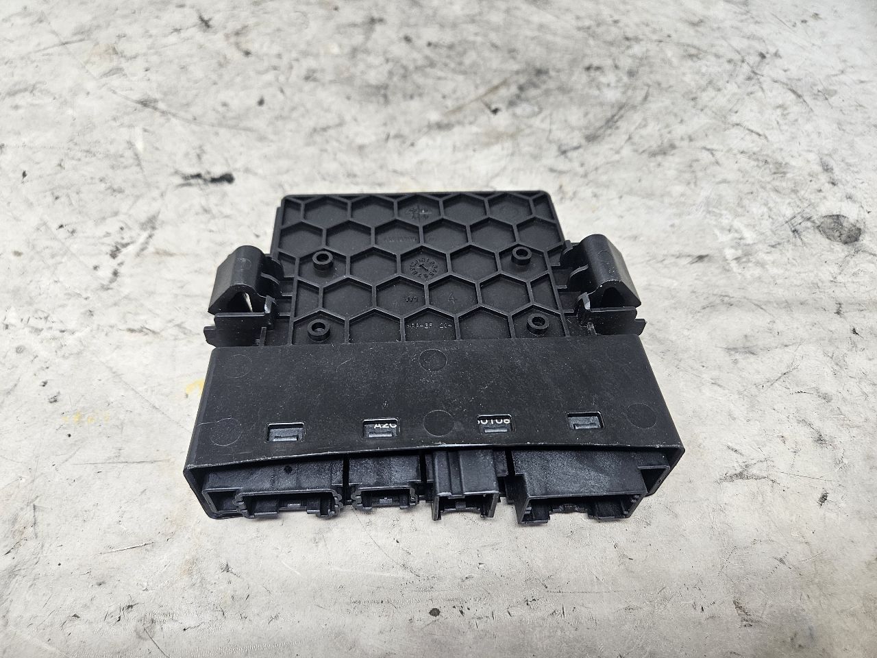 2023 SUBURBN15 POWER LIFTGATE MODULE 85558554 32986 - image 10