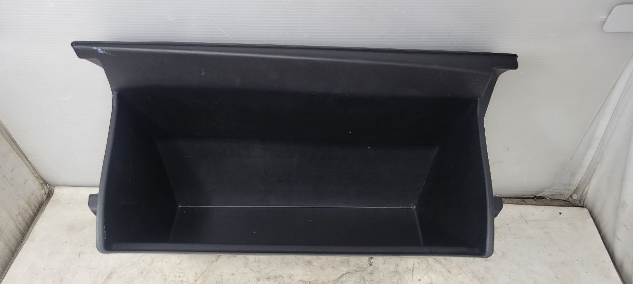 2023 SUBURBN15 RH DASH GLOVE BOX JET BLACK 33064 - image 12