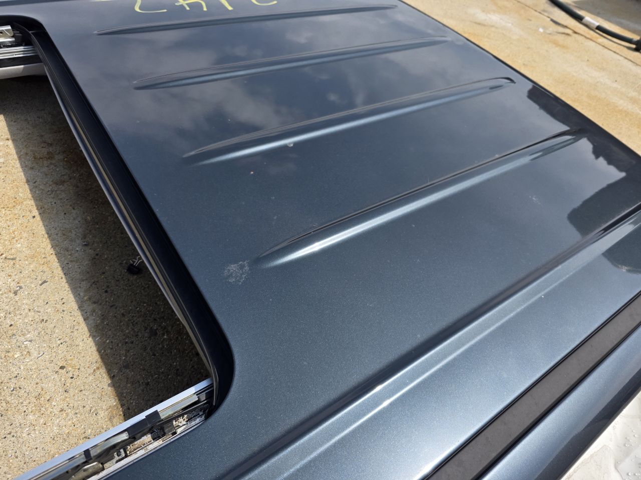 2018 SIERDEN15 ROOF CUT, CREW CAB GASOLINE METALLIC 33114 - image 17