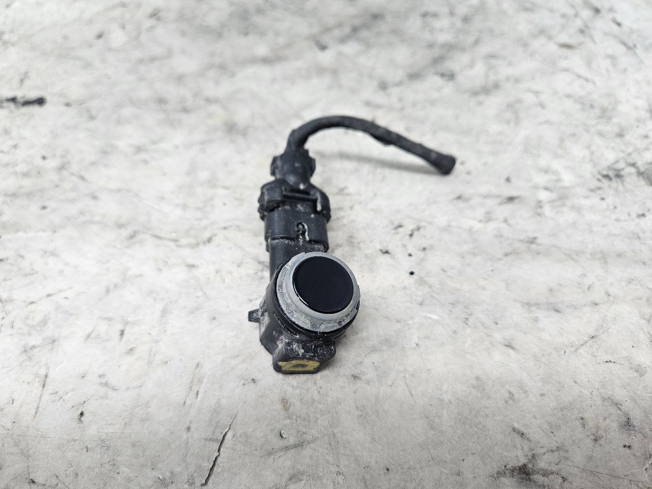 2023 SUBURBN15 OEM PARK SENSOR DARK BLUE GLU 33136 - image 6