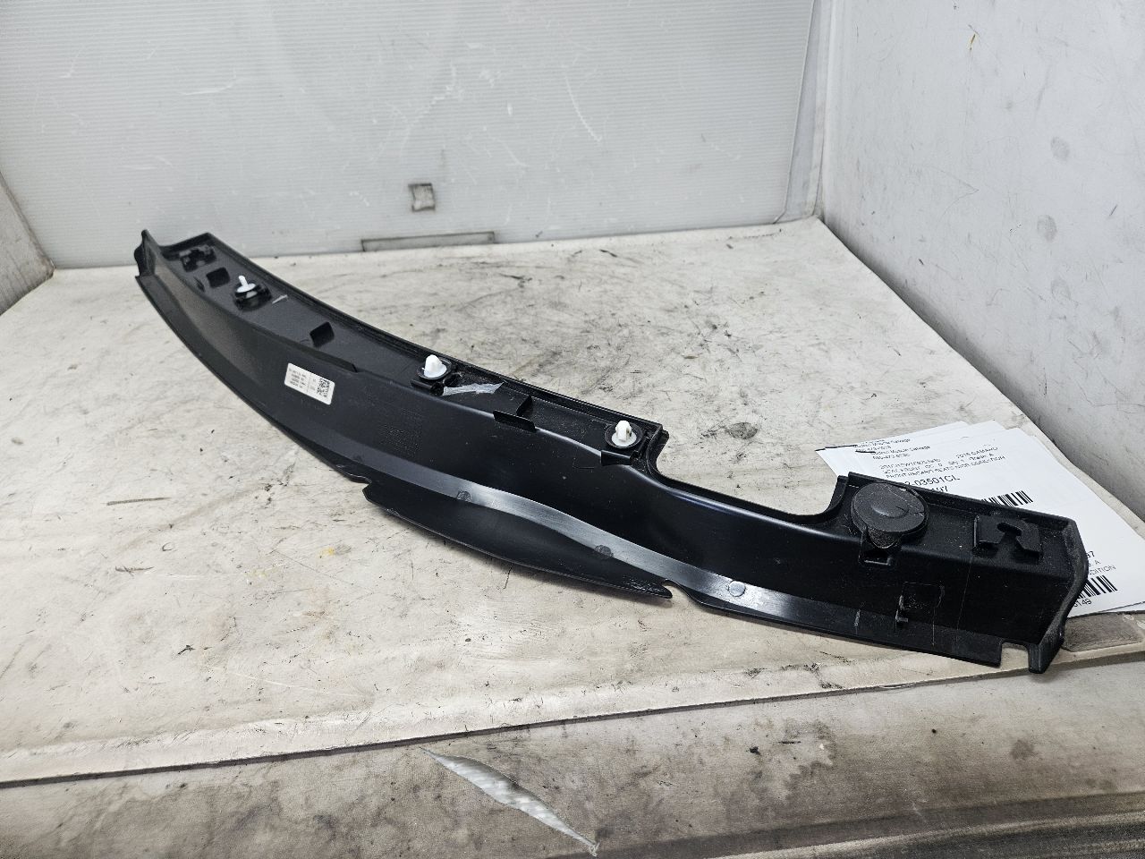 2023 SUBURBN15 TAILGATE LH INNER TRIM 84705364 33146 - image 10