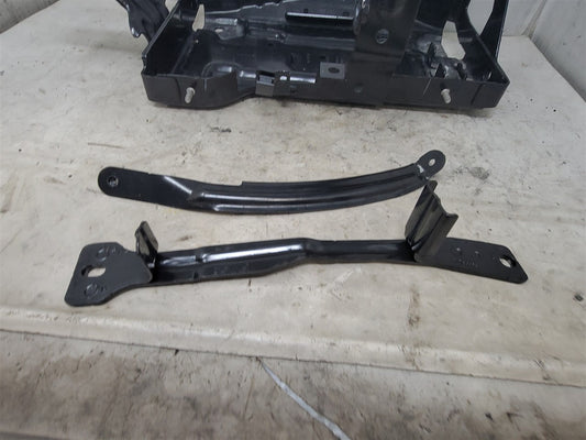 2023 SUBURBN15 BATTERY TRAY MOUNT 84963923 33271 - image 2