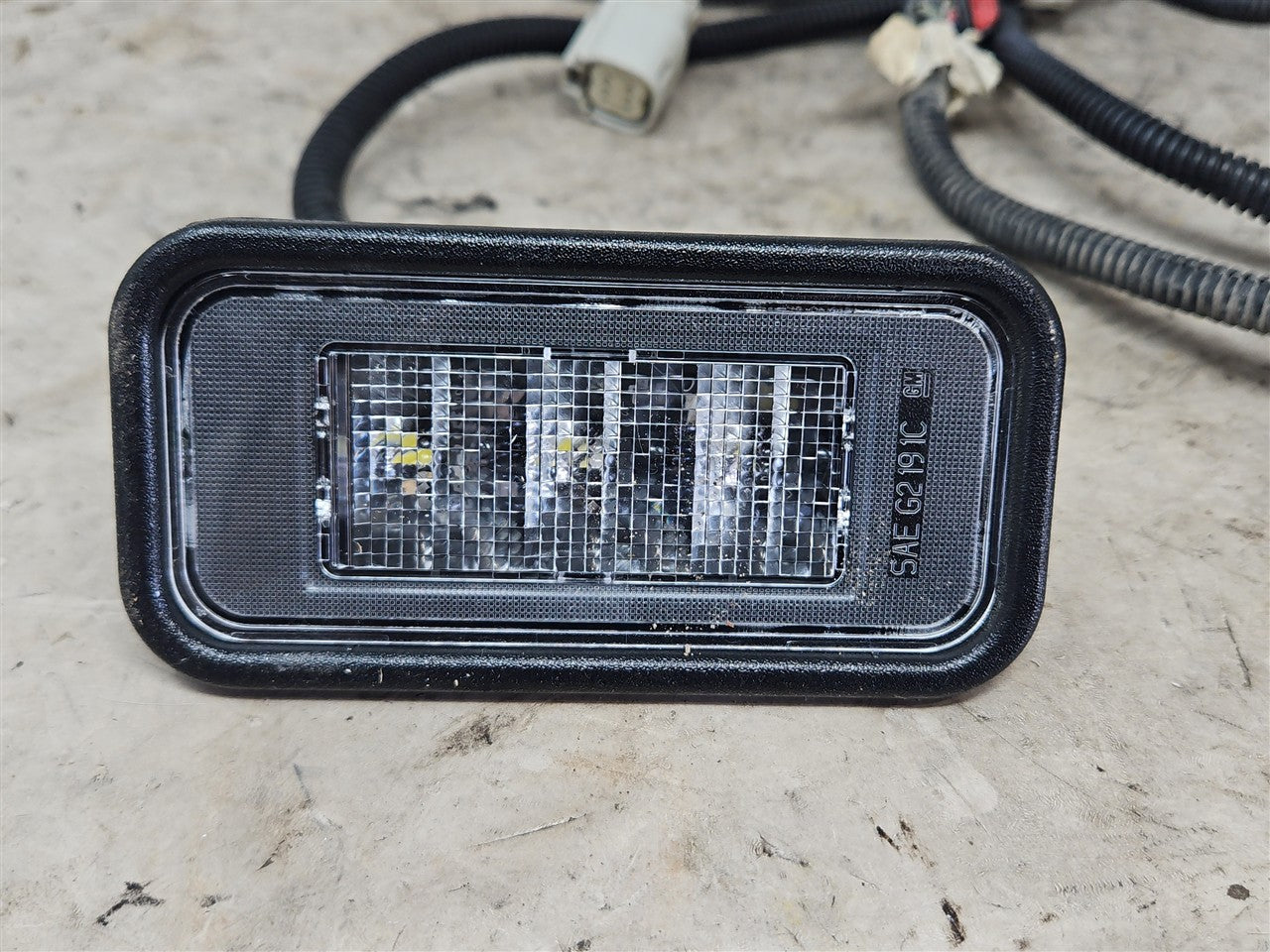 2022 SIERRA150 REAR CARGO LED LAMPS & WIRING PAIR 33344 - image 8