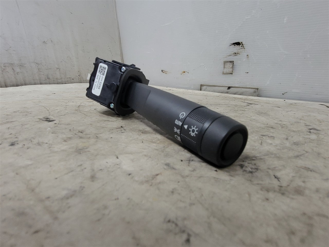 2016 CAMARO TURN SIGNAL & HEADLIGHT STALK SWITCH 33411 - image 9