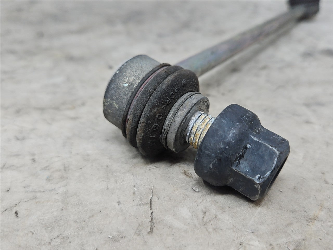 2016 CAMARO OEM RH SWAY BAR END LINK 84962143 33459 - image 8
