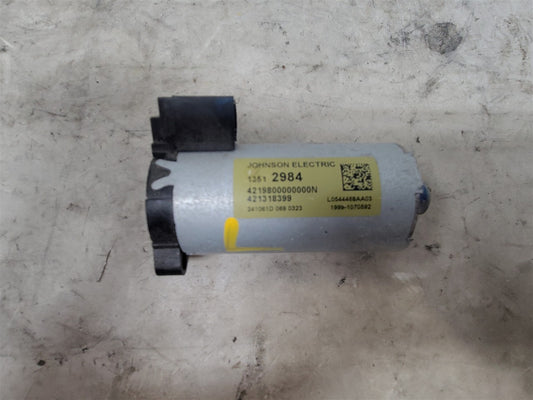 2024 SILVRDO15 FRONT LH SEAT MOTORS SET OF 4 33593 - image 2