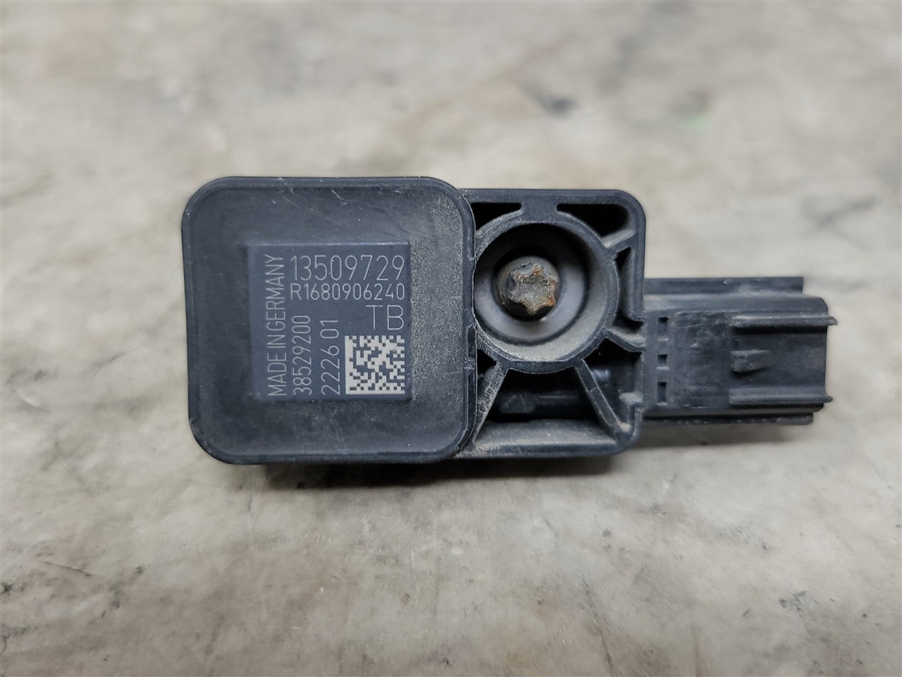 2017 CAMARO OEM GMC CHEVY CRASH SENSOR 13593676 33621 - image 6