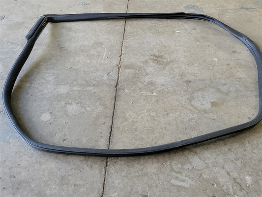 2013 CAMARO RH PASSENGER DOOR WEATHERSTRIP 33721 - image 2