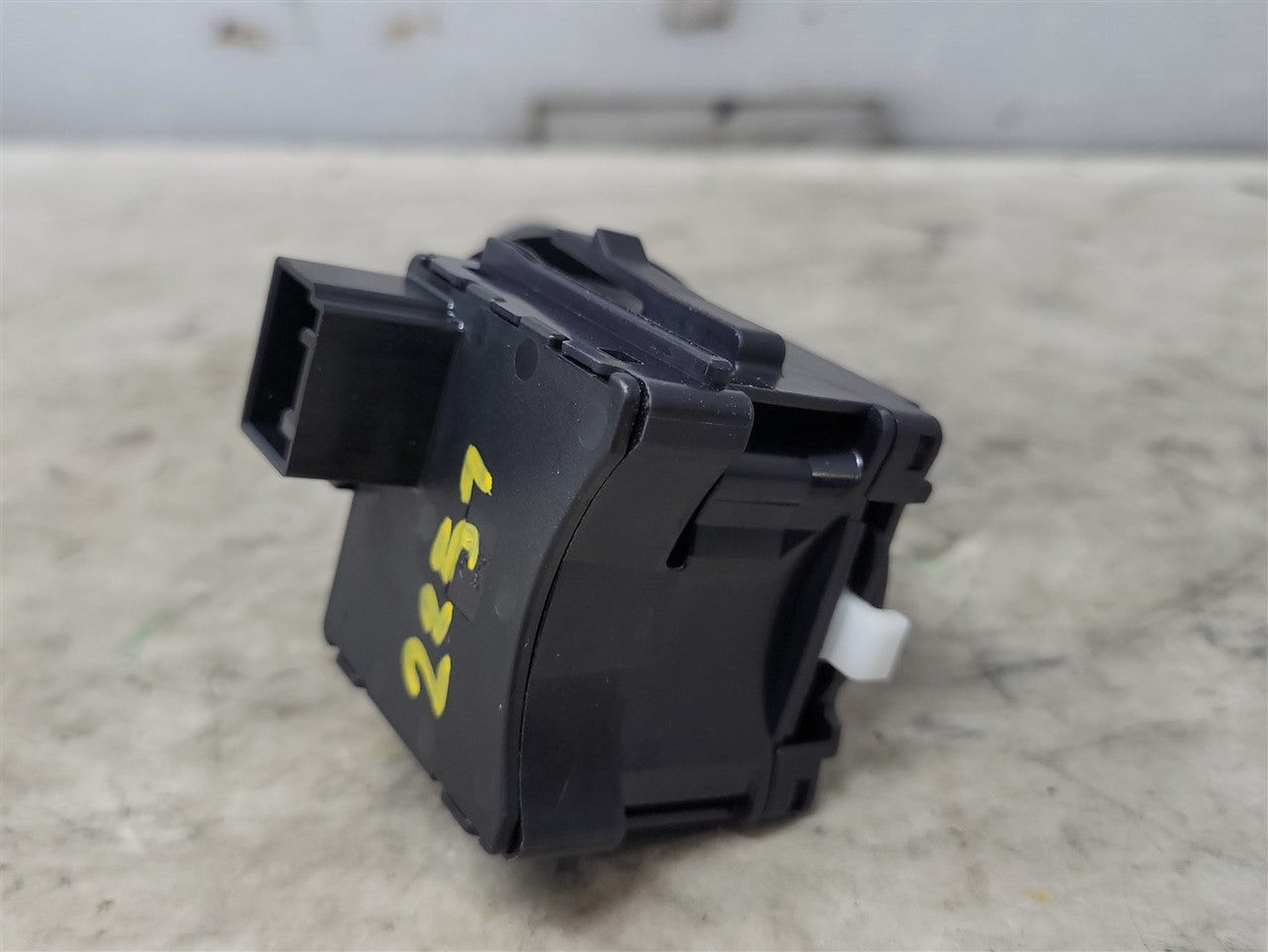 2013 CAMARO TURN SIGNAL SWITCH STALK 25991660 33793 - image 10