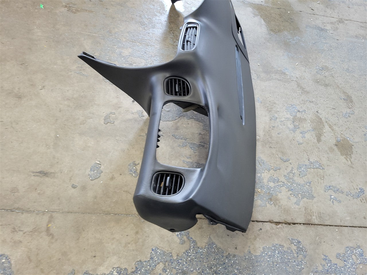 1999 CORVETTE UPPER DASH PANEL PAD BLACK 33889 - image 11