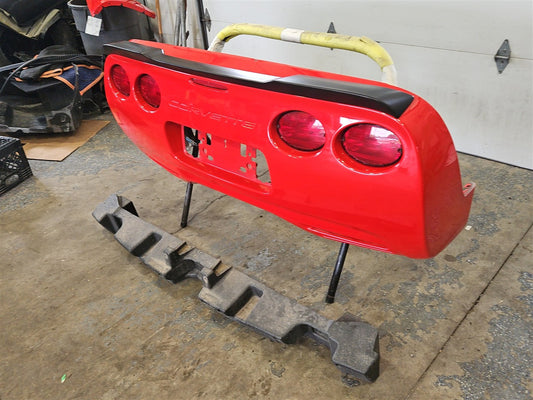 1999 CORVETTE REAR BUMPER TORCH RED NICE W/REBAR 33953 - image 2