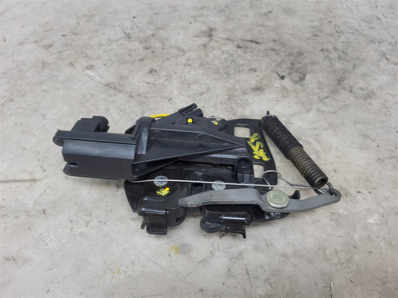 1999 CORVETTE REAR LIFTGATE LATCH LH RH 16638796 33977 - image 9