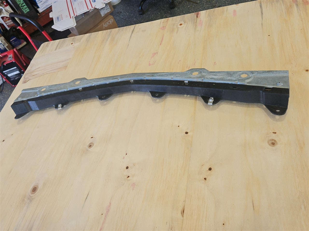 1999 CORVETTE FRONT BUMPER CENTER SUPPORT BRACKET 34000 - image 16