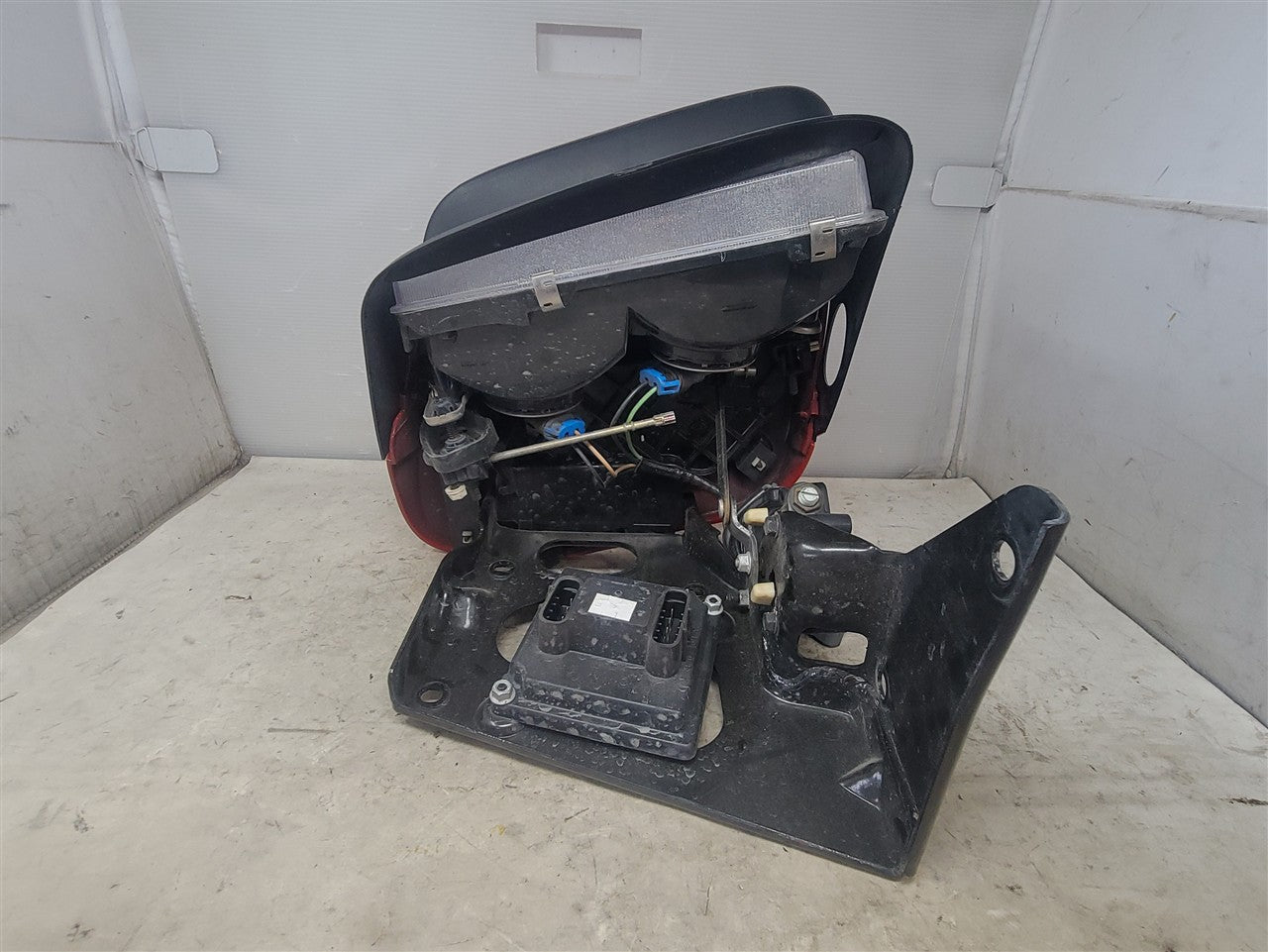 1999 CORVETTE RH HEADLIGHT ASSY TORCH RED 64K MI 34004 - image 14
