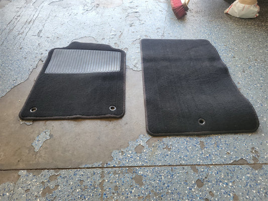 1999 CORVETTE OEM FRONT FLOOR MATS PAIR BLACK 34007 - image 2