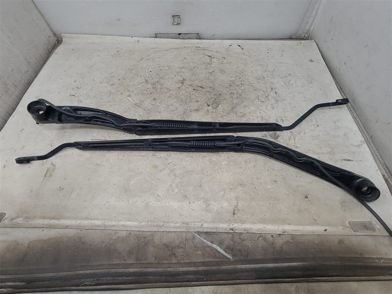 2005 CORVETTE WINDSHIELD WIPER ARMS PAIR LH RH 52K 34033 - image 20