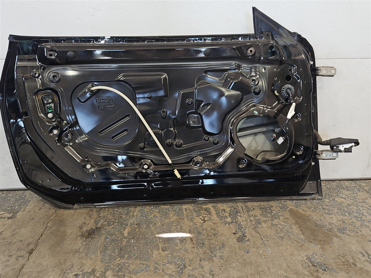 2016 CAMARO LH DOOR BLACK GBA 5P1 COUPLE PARKING DINGS 34196 - image 14