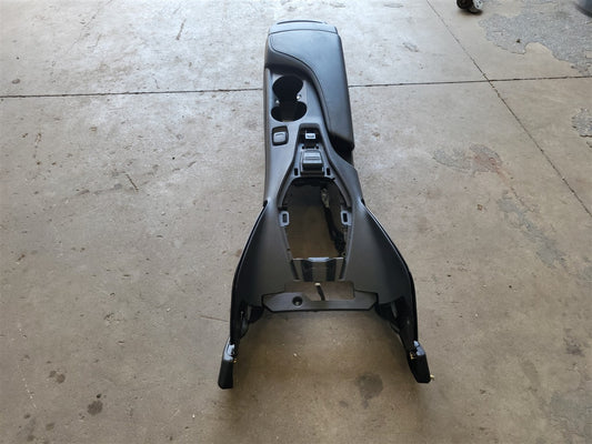 2016 CAMARO CENTER CONSOLE BLACK MANUAL TRANS 34228 - image 2