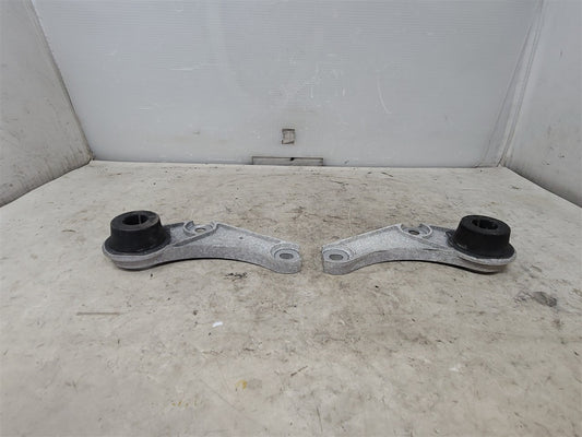 2016 CAMARO REAR EXHAUST HANGERS PAIR LH RH 34269 - image 2
