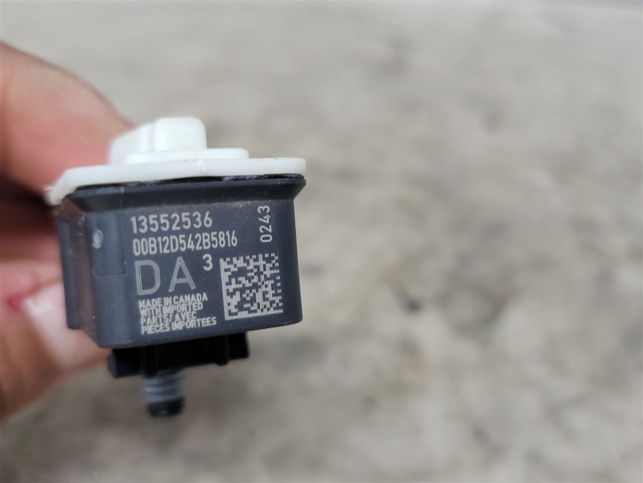 2023 SIERRA OEM CRASH SENSOR 13552536 34422 - image 9