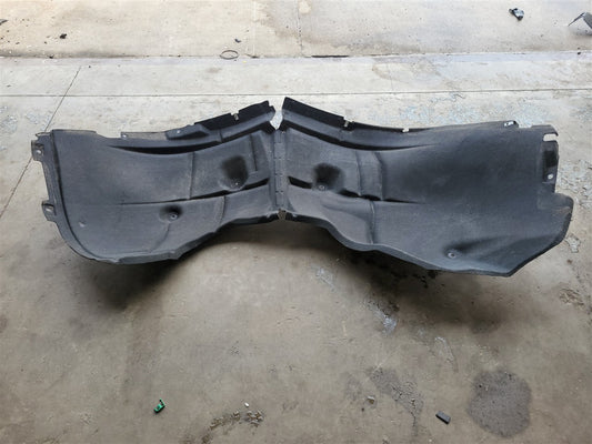 Used OEM 2022-2026 SILVERADO ZR2 BISON 1500 FRONT INNER FENDER WHEEL WELL LINER LH DRIVER SUMMIT WHITE 85542846, actual item