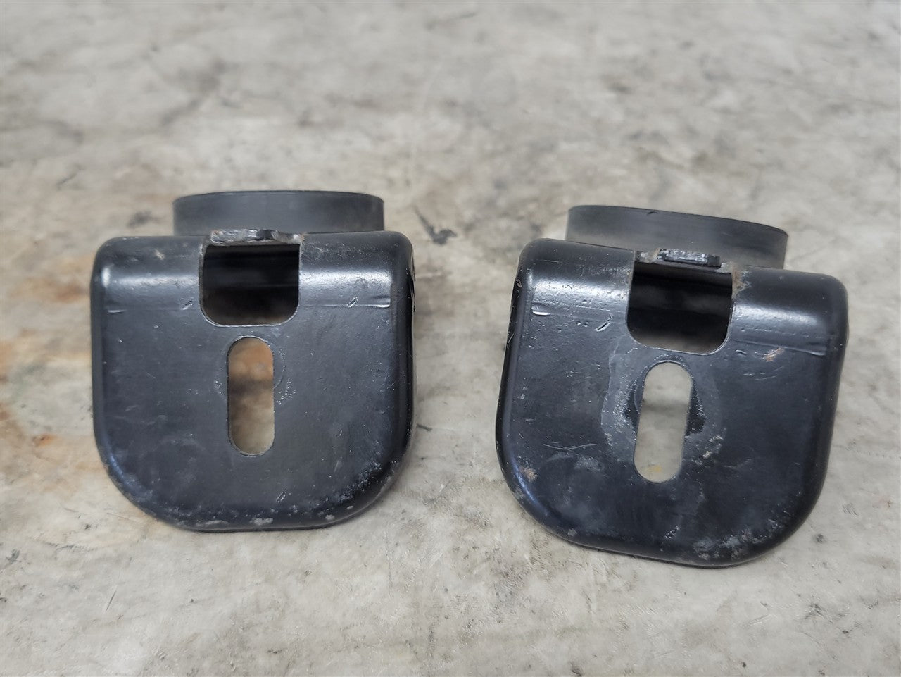 Used OEM 2010-2015 CAMARO SS UPPER AND LOWER RADIATOR MOUNTS BUSHINGS, actual item photo 8