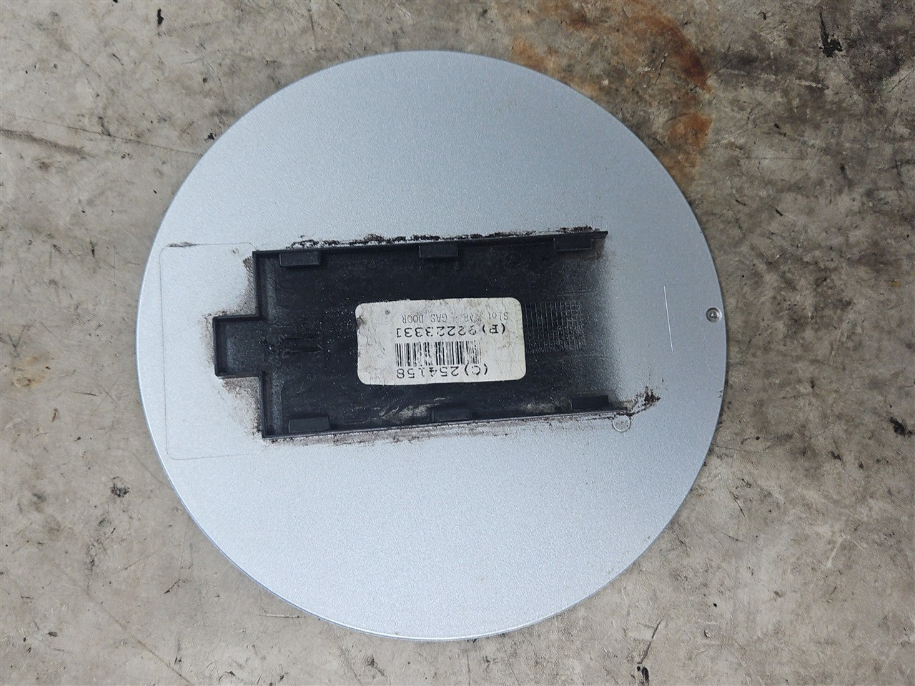 Used OEM 2010-2015 CAMARO FUEL FILLER DOOR SWITCHBLADE SILVER, actual item photo 5