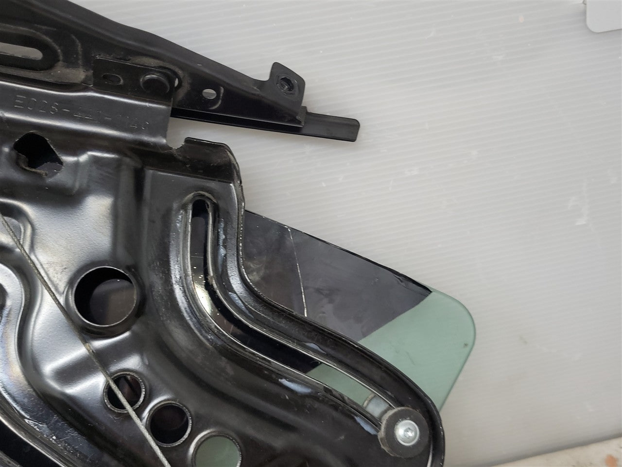 Used OEM 2011-2015 CAMARO QUARTER GLASS WITH WINDOW MOTOR & REGULATOR, actual item photo 16