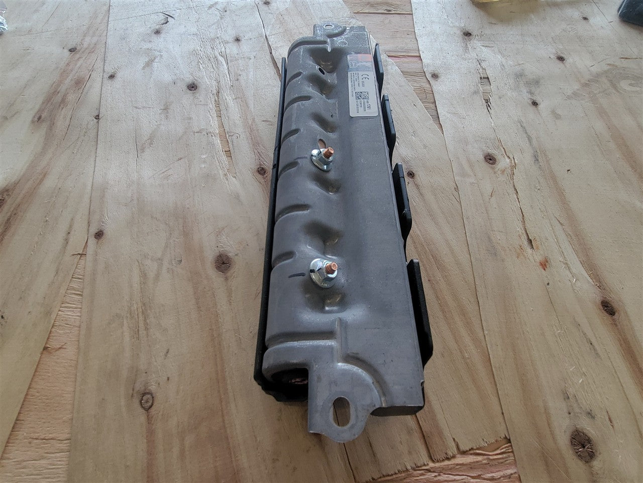 Used OEM 2016-2024 CAMARO DASH KNEE BAG TRIM RH PASSENGER BLACK, actual item photo 10