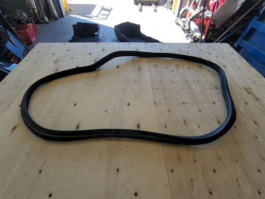 Used OEM 2016-2024 CAMARO TRUNK LID WEATHERSTRIP 84126266, actual item photo 2