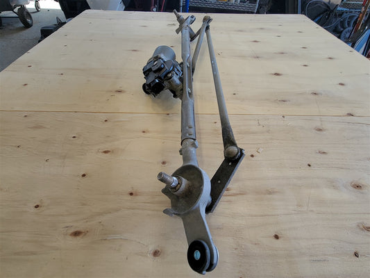 Used OEM 2016-2024 CAMARO WINDSHIELD WIPER MOTOR & LINKAGE FRONT 57K, actual item photo 2