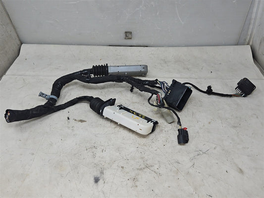 Used OEM 2016 CAMARO SS BODY WIRING TO FUSE PANEL CONNECTOR PIGTAIL, actual item photo 2