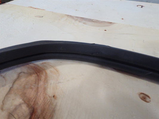 Used OEM 2016-2024 CAMARO TRUNK LID WEATHERSTRIP 84126266, actual item photo 2