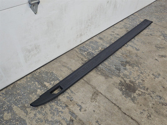 Used OEM 2019-2026 SILVERADO 1500 BED RAIL UPPER TRIM MOLDING, actual item photo 2
