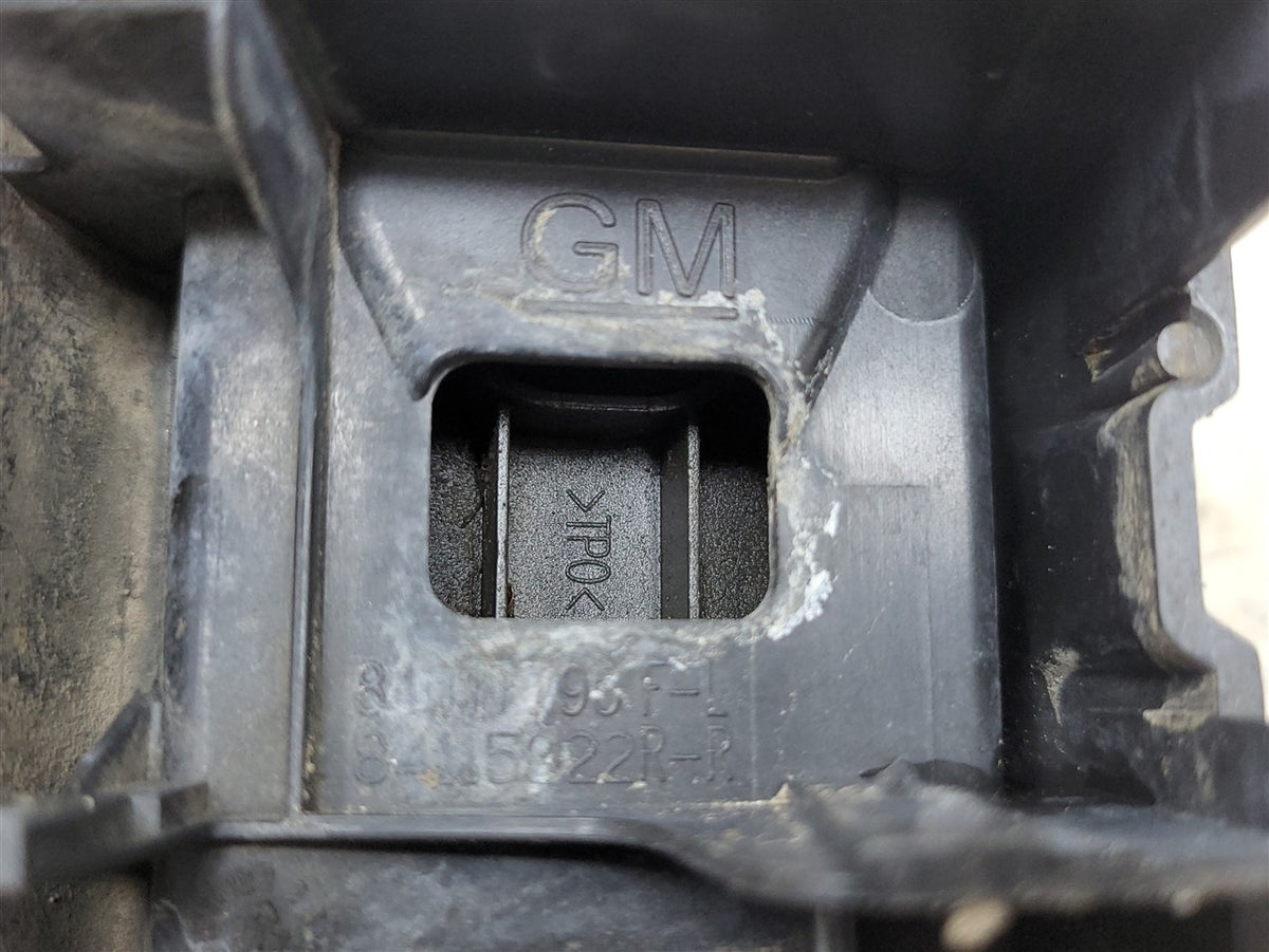 Used OEM 2015 SIERRA DENALI 1500 RUNNING BOARD FRONT ENDCAP DRIVER LH, actual item photo 7