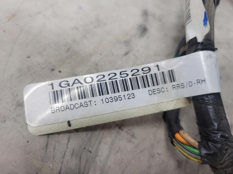 2005 CTS RH PASSENGER REAR DOOR WIRING WIRE H 615 - image 6