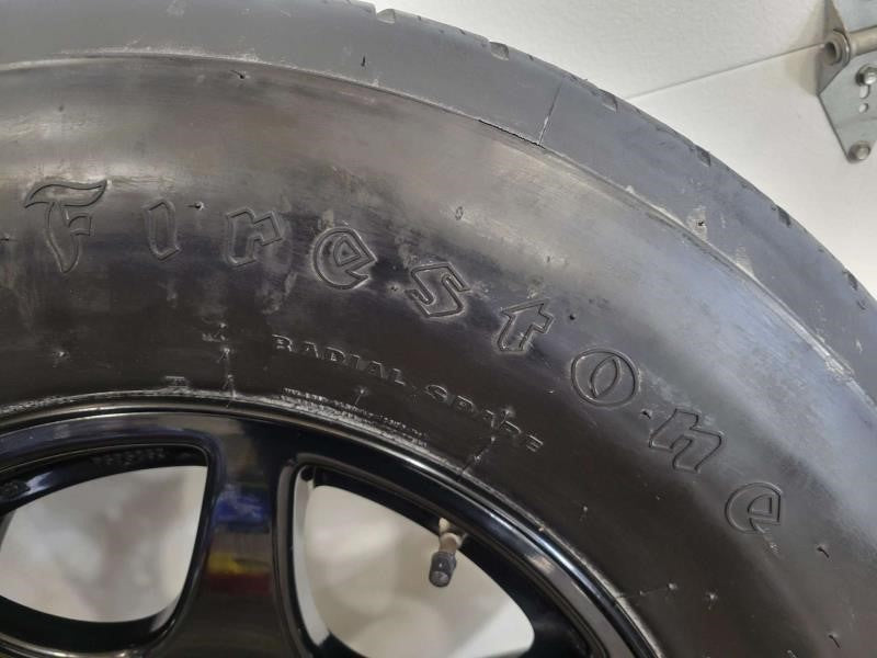 2019 ESCALAESV 17'x7 ALUMINUM SPARE WHEEL & TIRE S2 738 - image 9