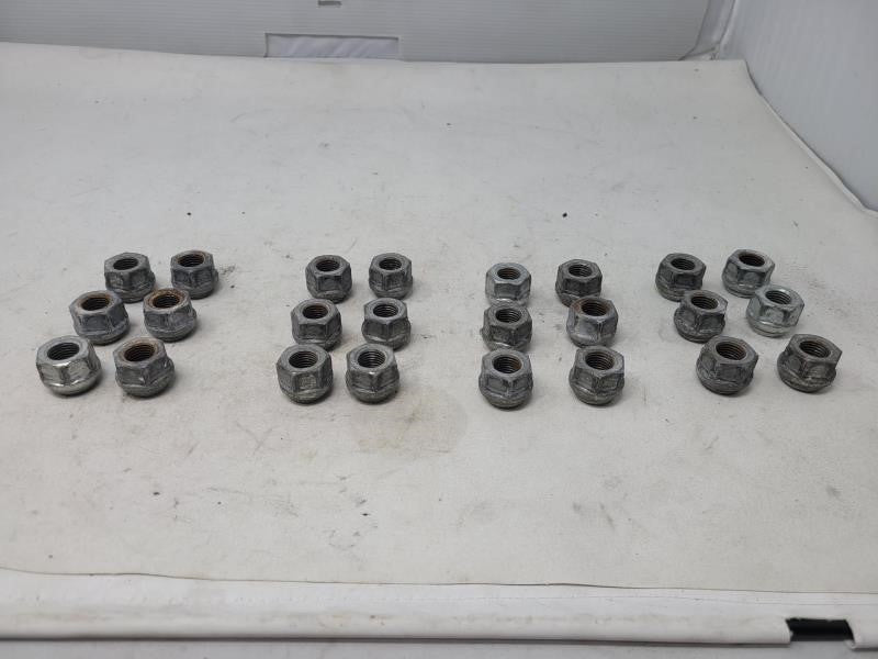 2013 YUKON SET OF 24 OEM LUG NUTS 1018 - image 2