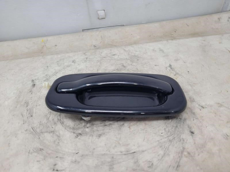 2004 YUKONXL15 OEM RH PASSENGER REAR DOOR HANDLE BL 1036 - image 1