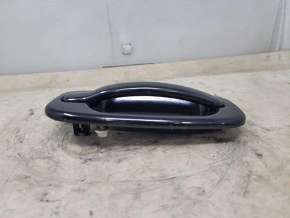 2004 YUKONXL15 OEM RH PASSENGER REAR DOOR HANDLE BL 1036 - image 2