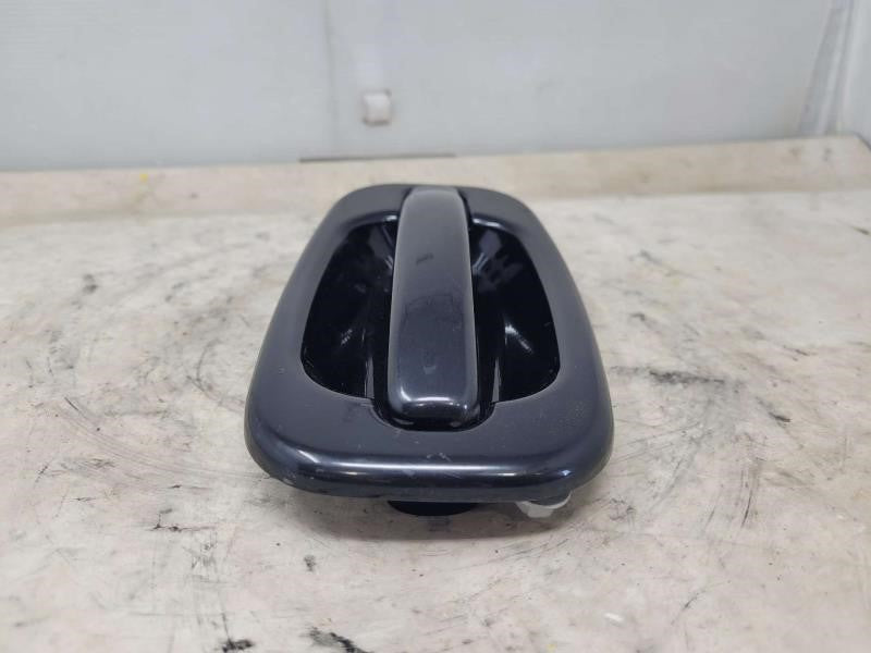 2004 YUKONXL15 OEM RH PASSENGER REAR DOOR HANDLE BL 1036 - image 3