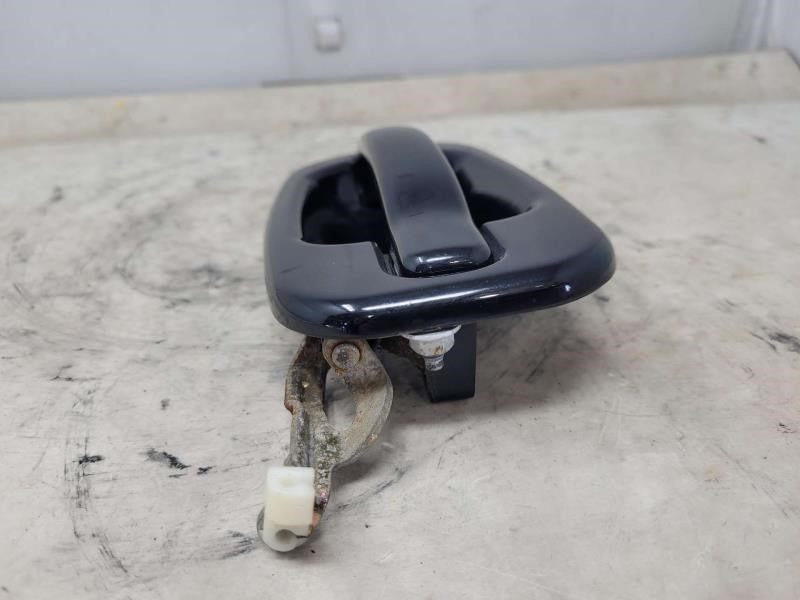 2004 YUKONXL15 OEM RH PASSENGER REAR DOOR HANDLE BL 1036 - image 5
