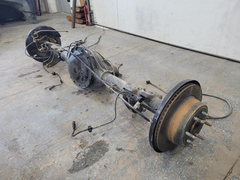 2017 SILVRDO15 REAR AXLE 117K MILES 3.23 9.75' RG 6 1086 - image 3