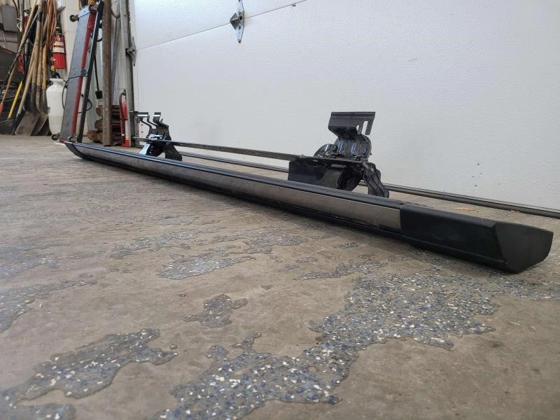 2014 ESCALADE RH POWER RUNNING BOARD, SOUTHERN 1095 - image 6