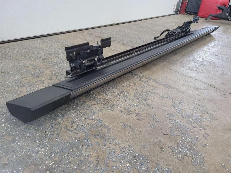 2014 ESCALADE RH POWER RUNNING BOARD, SOUTHERN 1095 - image 1
