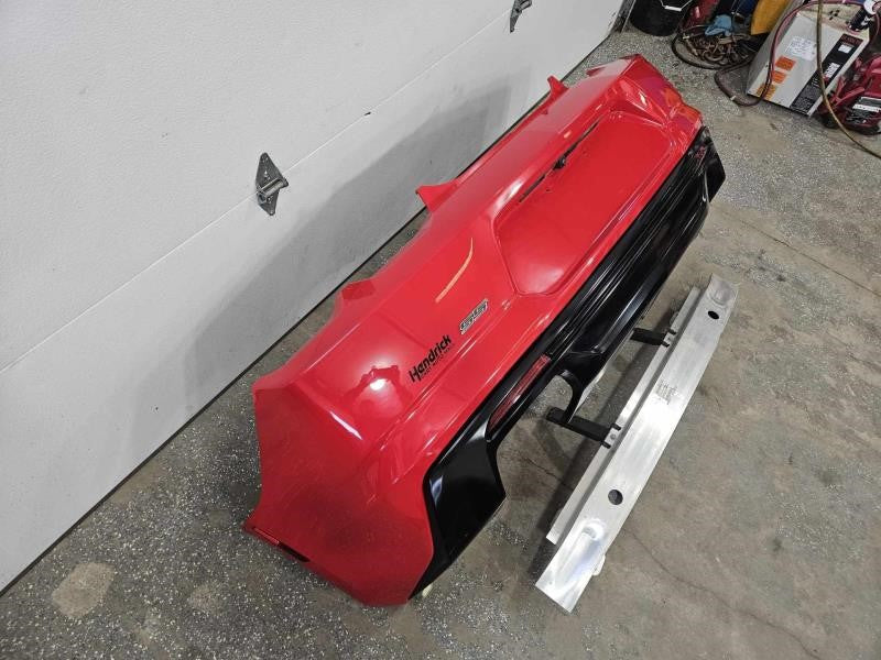 2020 CAMARO REAR BUMPER RED QUAD TIP NPP SCRATCH 1119 - image 8