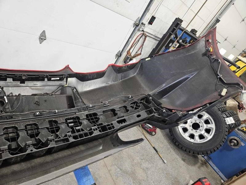 2020 CAMARO REAR BUMPER RED QUAD TIP NPP SCRATCH 1119 - image 16