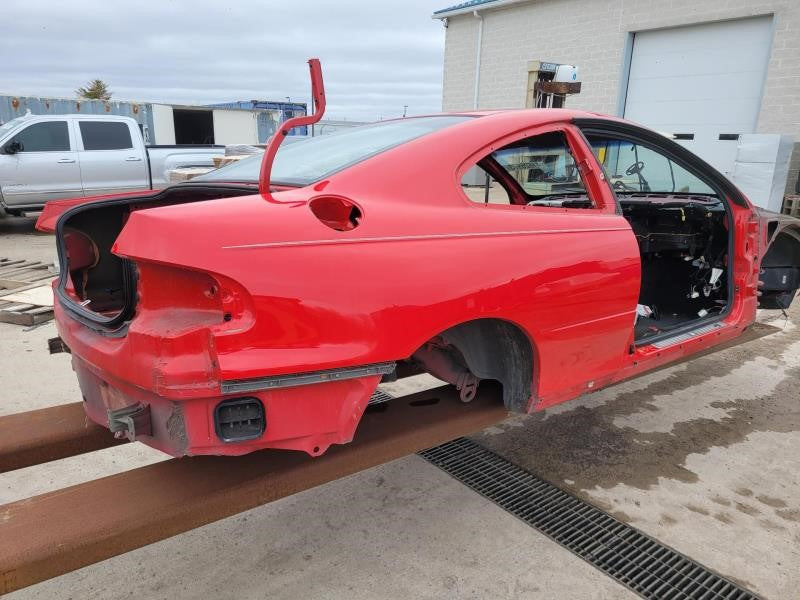 2006 GTO SHELL, RED, BARE, LIGHT HIT IN FRONT 1120 - image 8