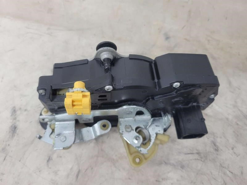 2005 CTS RH PASSENGER REAR DOOR LATCH LOCK AC 1122 - image 5
